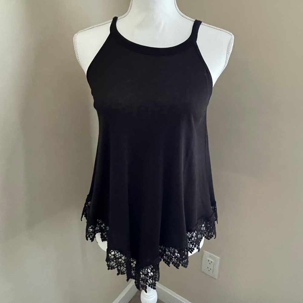 Pink republic size small women’s long tank with lace